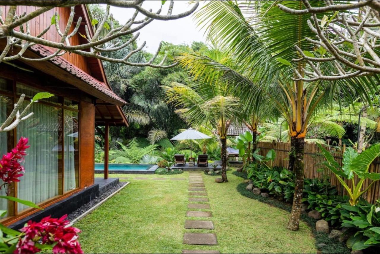 Govinda Villas Penginyahan Bagian luar foto